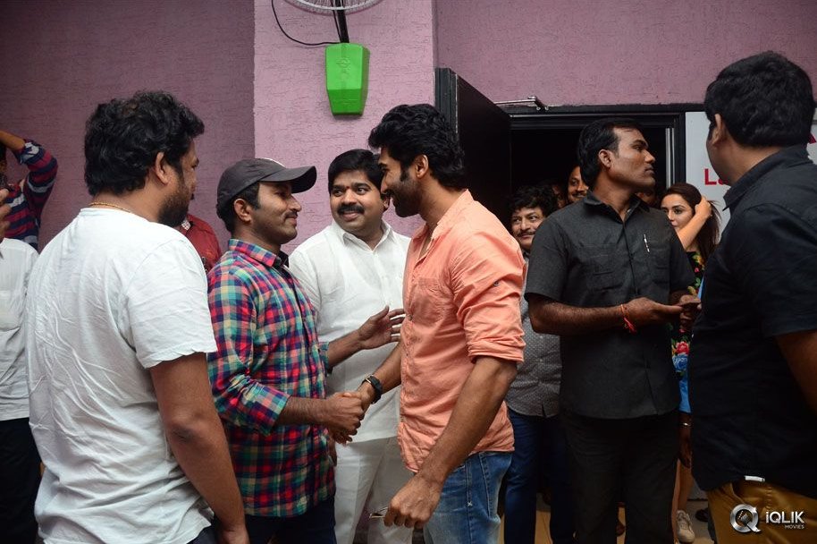 Siddhartha-Movie-Team-At-Lakshmi-Kala-Theator